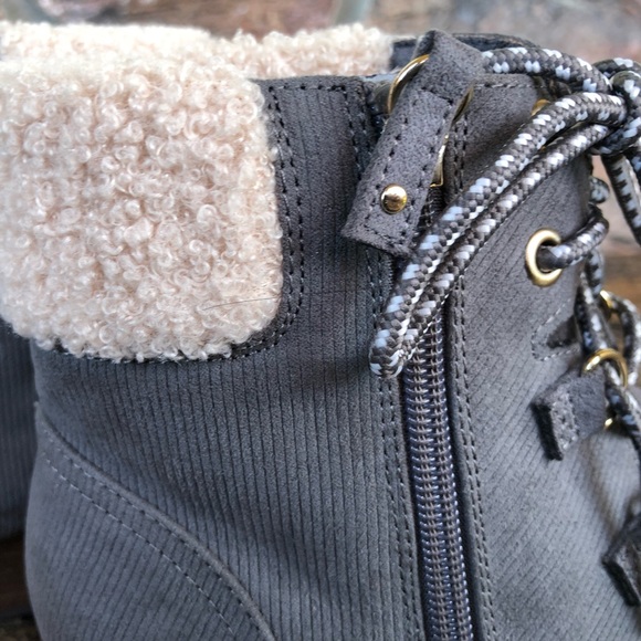 NEW Dr. Scholl's Women's Charmer Booties - Picture 4 of 10